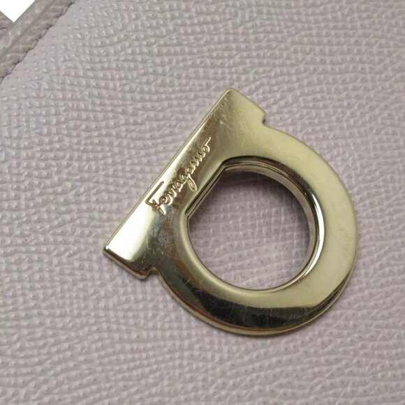 Auth Salvatore Ferragamo Gancio Bifold Long Wallet light beige leather - Picture 7 of 12